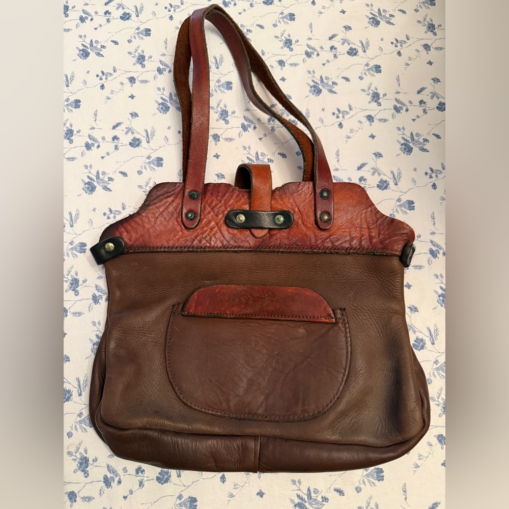 Vintage  Brown Soft  Leather Purse Suede Lining with Turquoise Snaps